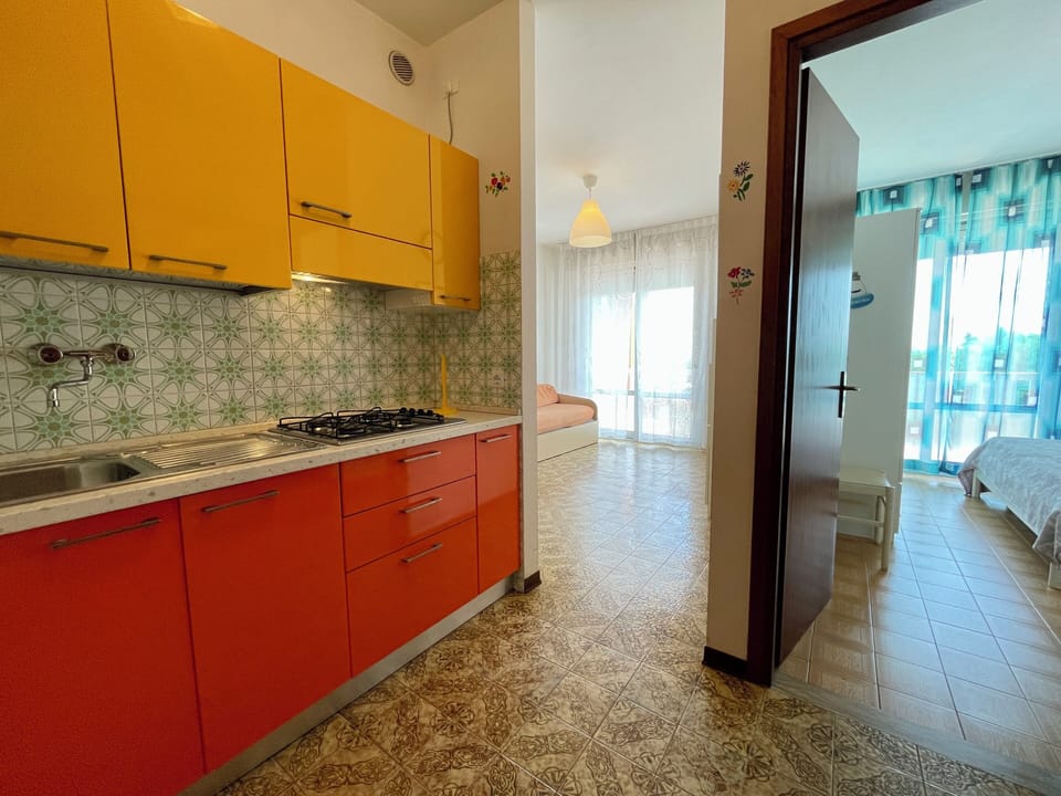 Apartment, 1 Bedroom, Balcony, Ocean View | Interior
