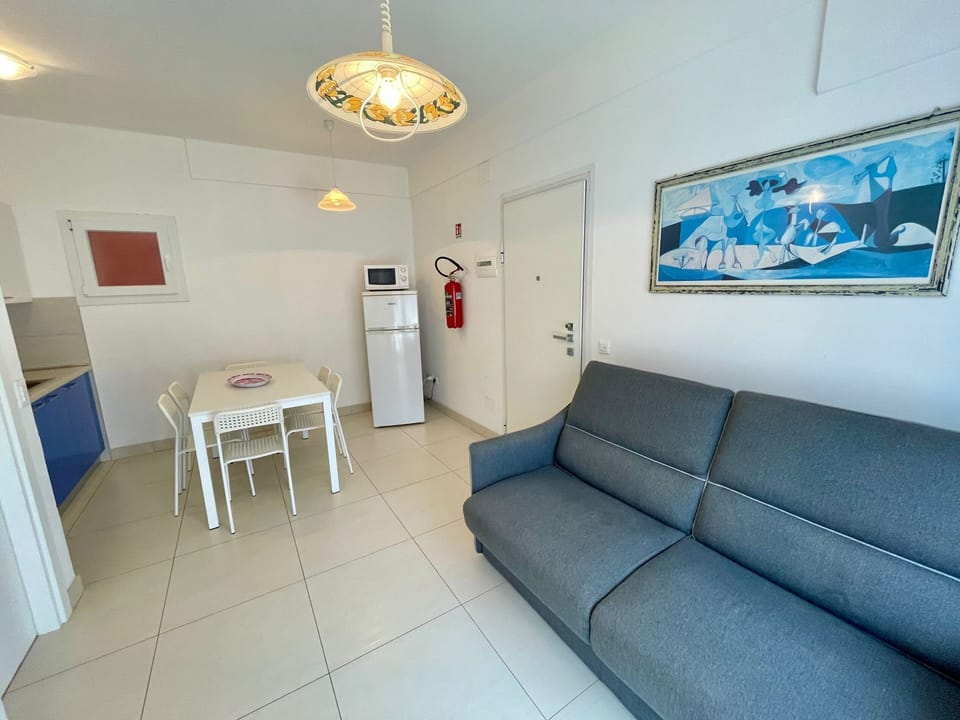 Apartment, 2 Bedrooms, Balcony | Living area