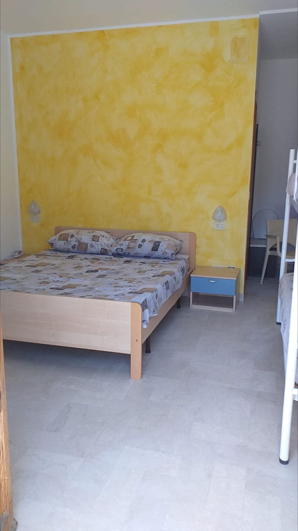 Room, 1 Bedroom, Accessible, Smoking | 1 bedroom