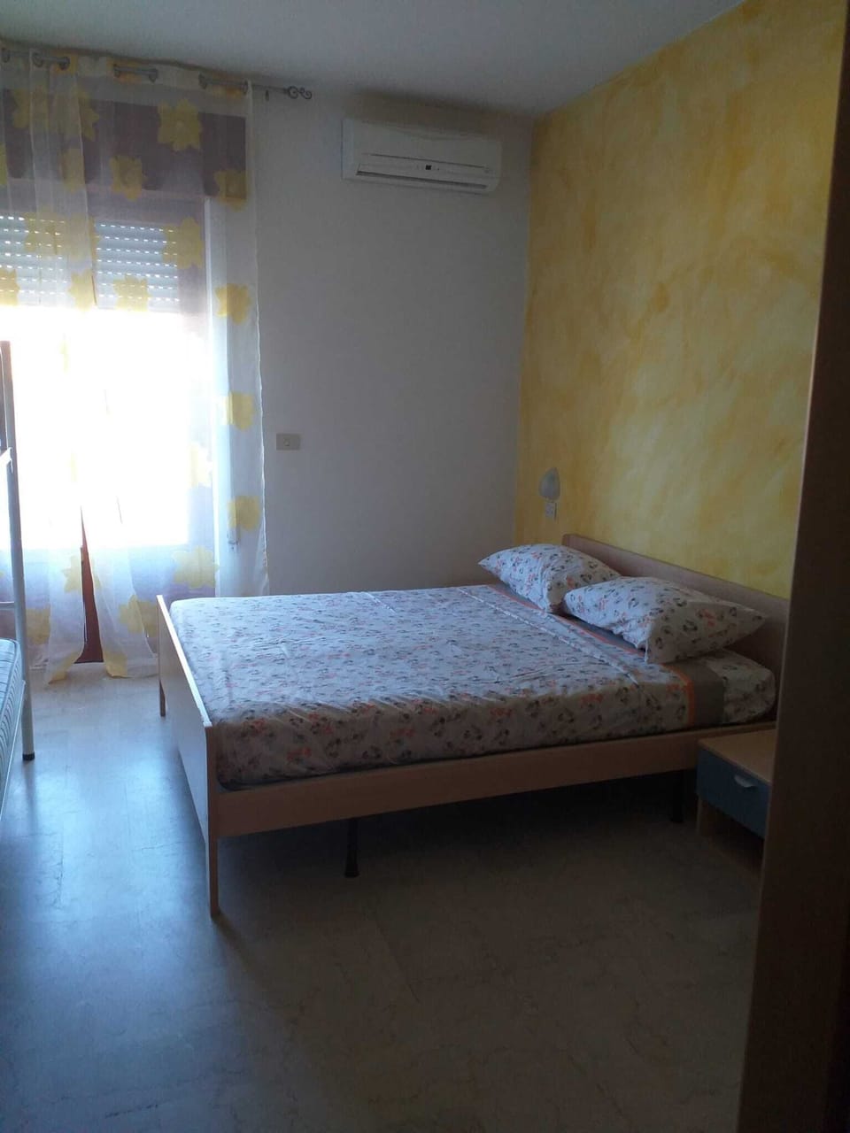 Room, 1 Bedroom, Accessible, Smoking | 1 bedroom