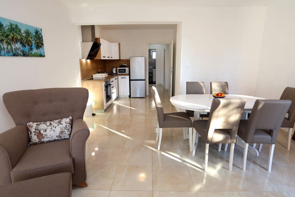Apartment | Living room