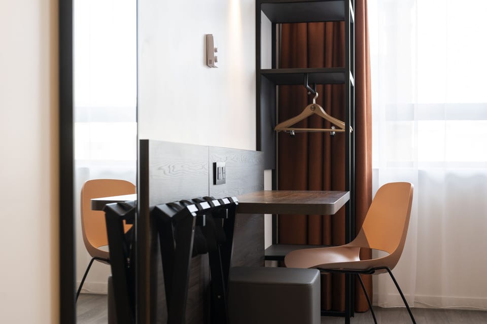 Room amenity