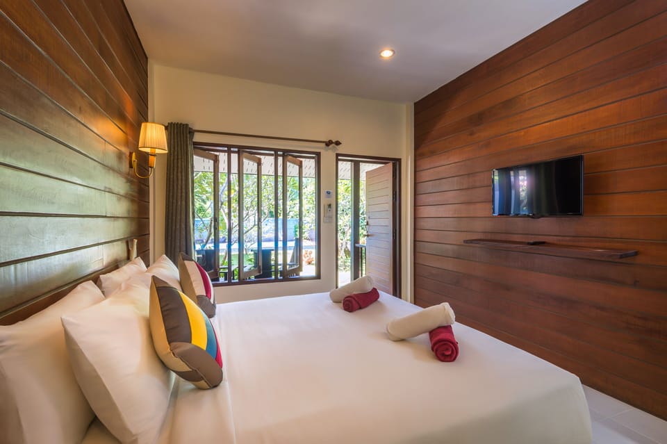Cabin Double Room | In-room safe, desk, free WiFi