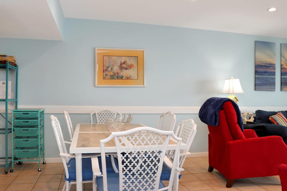 House, Multiple Beds (Absolute Heaven) | Dining