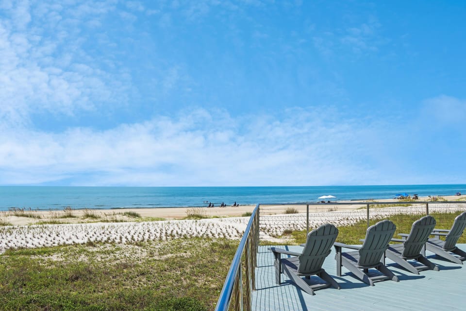 House, Multiple Beds (Indian Summer) | Beach | On the beach