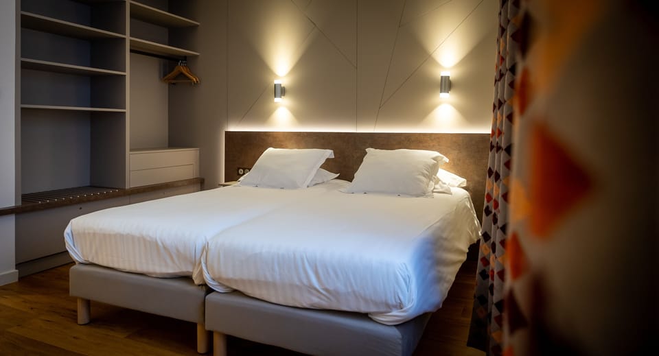 Superior Room | Premium bedding, iron/ironing board, free WiFi, bed sheets