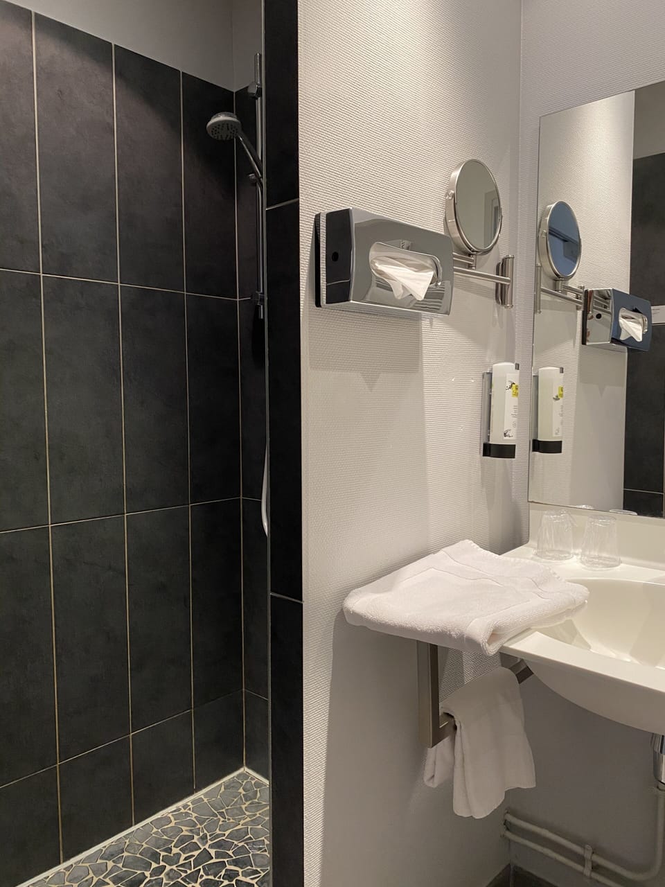 Single Room | Premium bedding, desk, blackout drapes, soundproofing