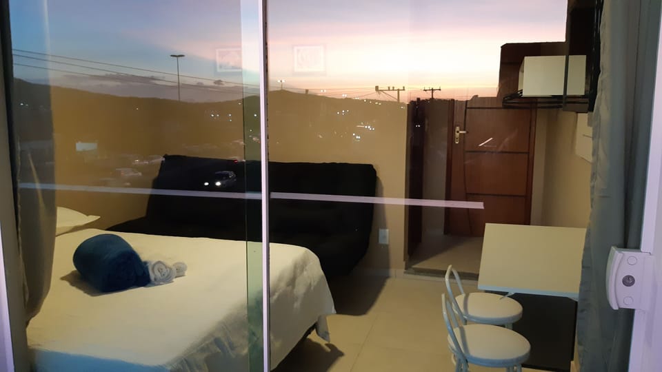 Basic Room | Desk