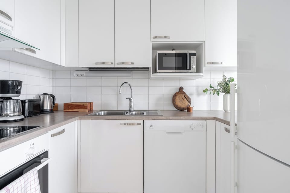 Exclusive Apartment | Private kitchen | Microwave, oven, stovetop, dishwasher