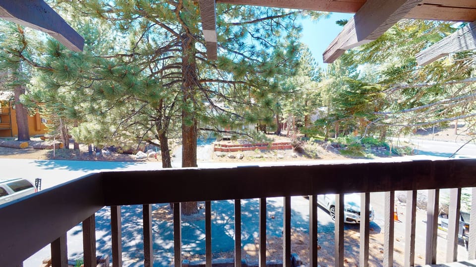 Condo, 4 Bedrooms | Property grounds