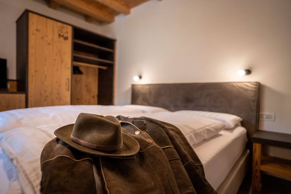 Superior Triple Room, Non Smoking | In-room safe, free WiFi, bed sheets