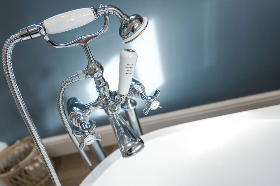 Superior Double Room, Ensuite (Chatsworth) | Bathroom