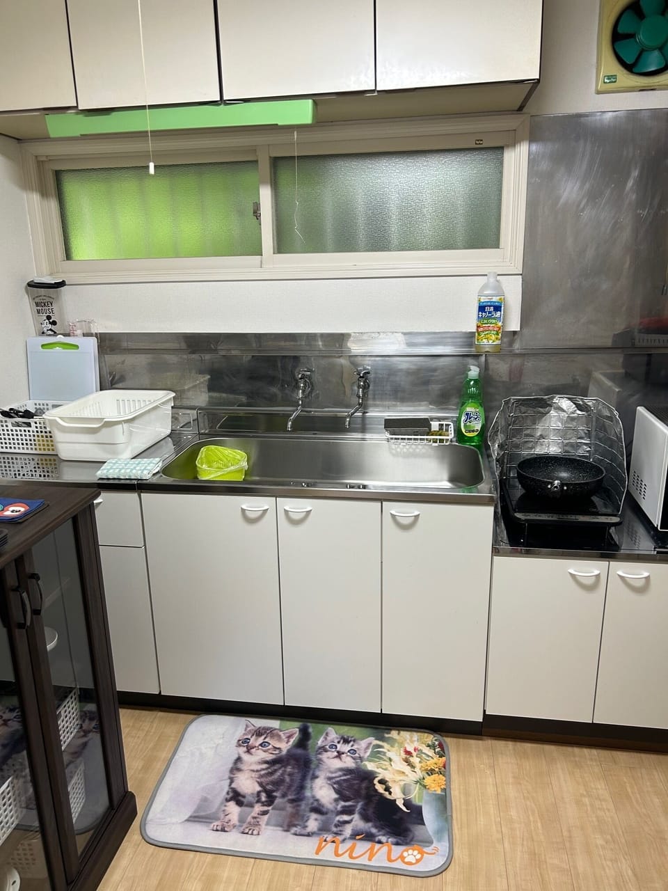 House, Non Smoking | Private kitchenette | Fridge, microwave, stovetop, electric kettle