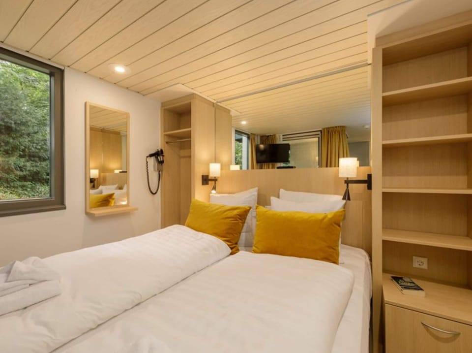 Premium Double Room | In-room safe, free WiFi, bed sheets