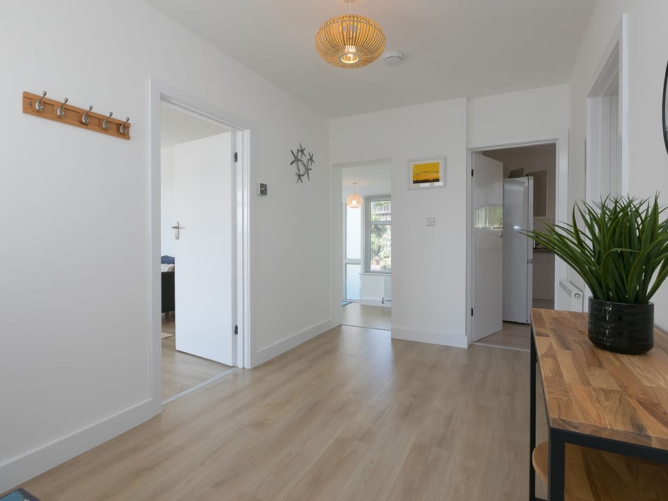 Cottage | 2 bedrooms, individually decorated, individually furnished, free WiFi