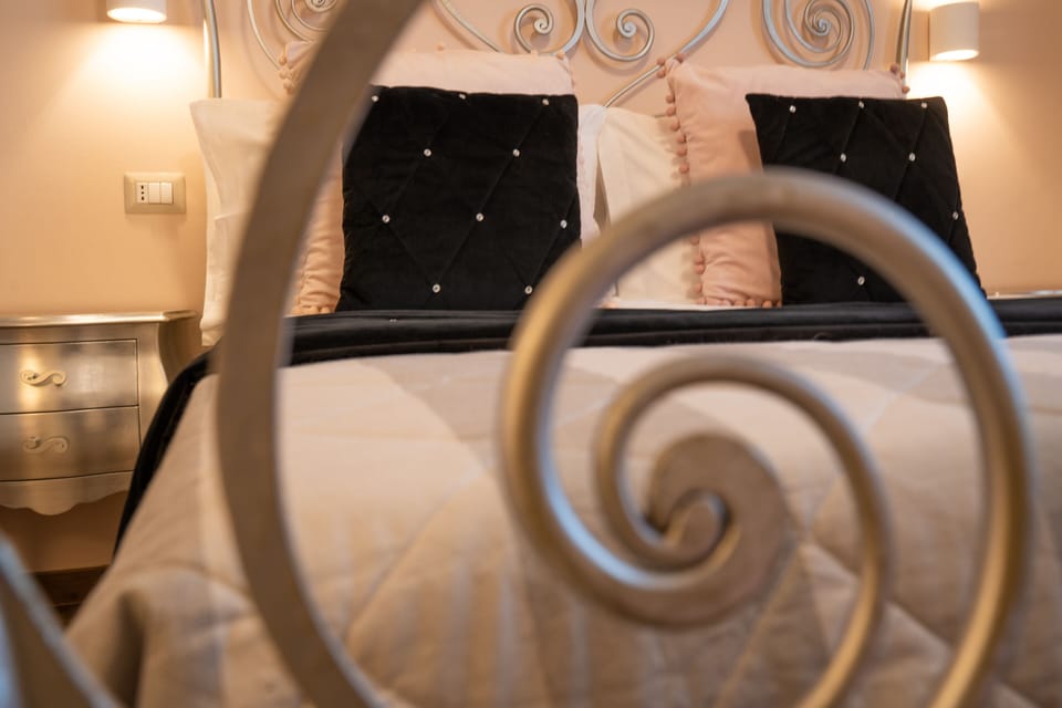 Comfort Room, 1 Double Bed | Free WiFi