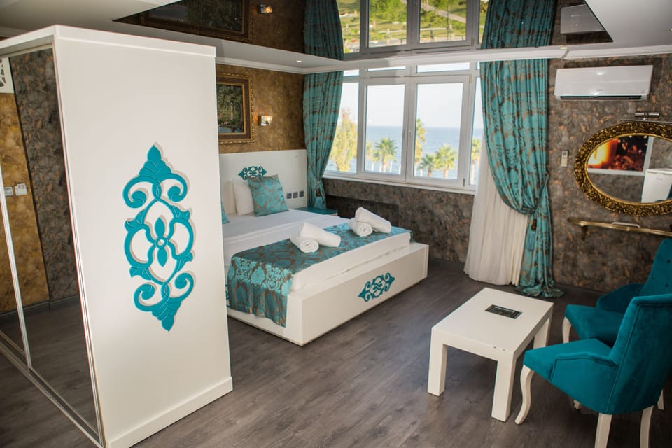 Studio Suite | Free WiFi, bed sheets