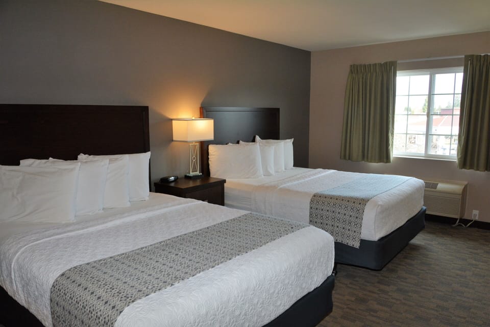 In-room safe, desk, iron/ironing board, free WiFi