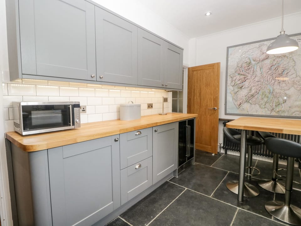 Cottage | Interior