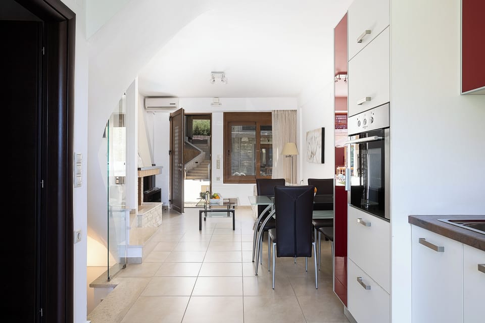 Three Bedroom Villa - 3 Levels | Private kitchen | Fridge, microwave, stovetop, dishwasher