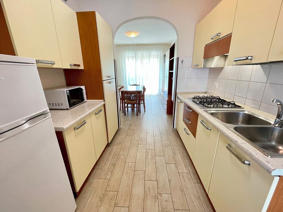 Villa, 2 Bedrooms, Balcony, Garden View | Interior