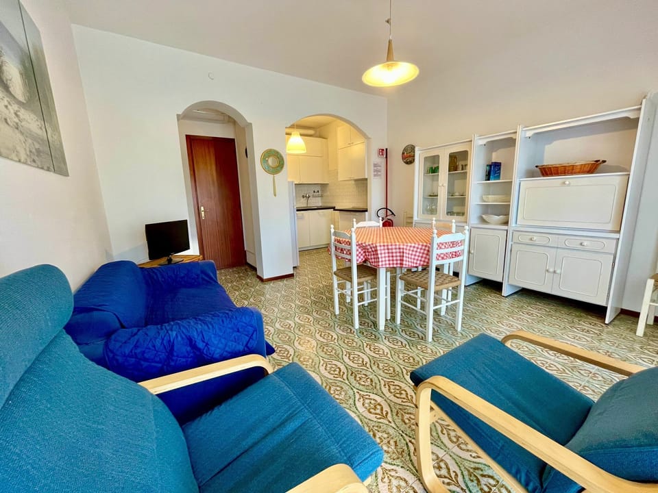 Villa, 3 Bedrooms, Balcony, Garden View | Living area | TV