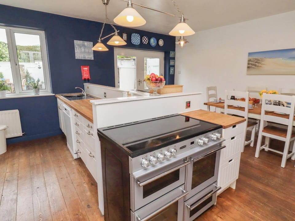 Fridge, microwave, dishwasher, electric kettle