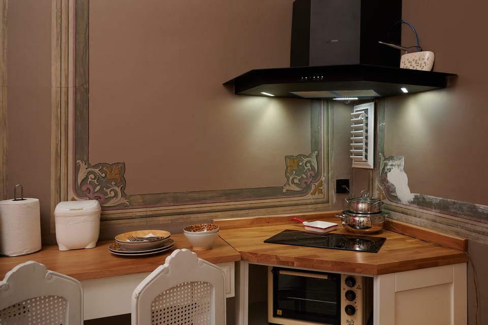Apartment, 2 Bathroom, 2 Bedroom, with Elevator | Private kitchen | Mini-fridge, microwave, espresso maker, coffee/tea maker