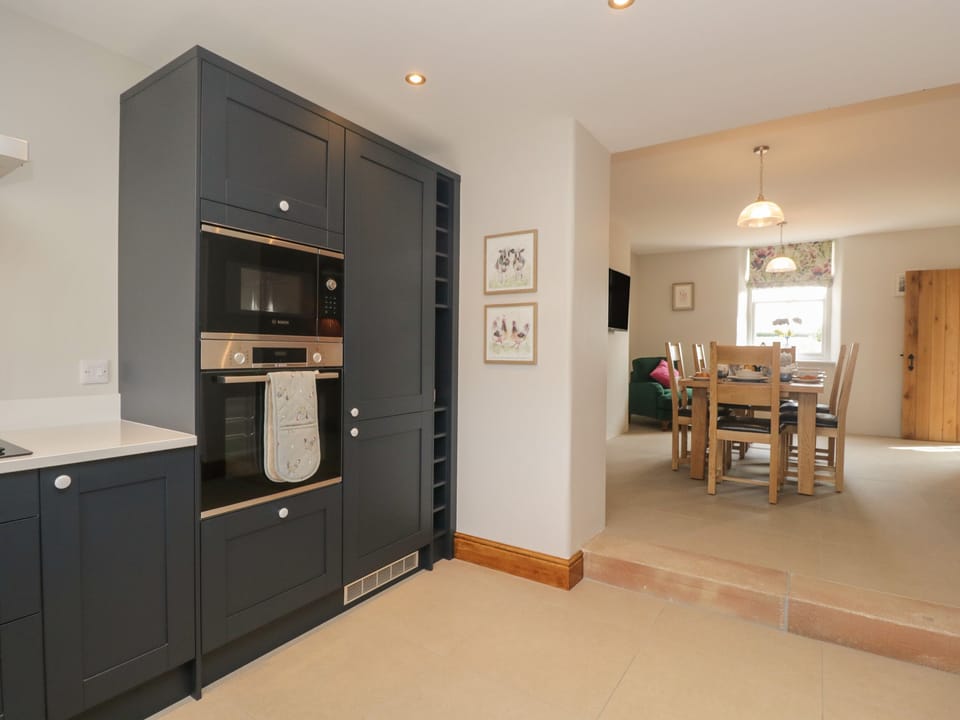 Cottage | Interior