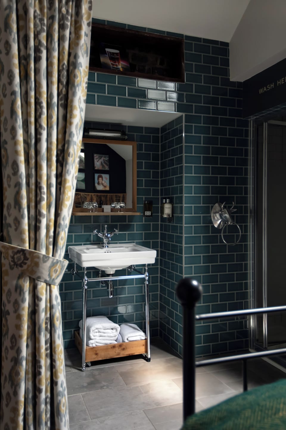 Shower, free toiletries, hair dryer, slippers