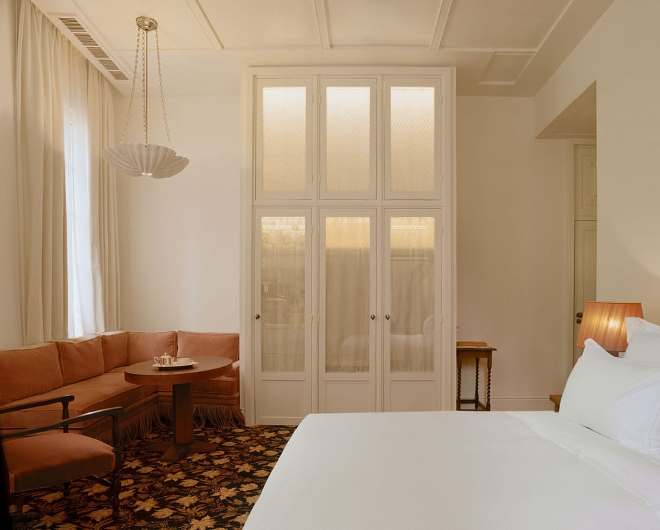Junior Suite | Premium bedding, pillowtop beds, minibar, in-room safe