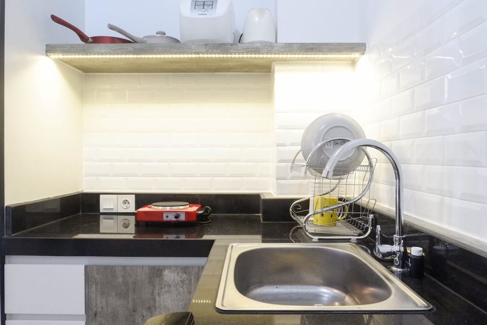Room | Private kitchen | Fridge, stovetop, dishwasher, cookware/dishes/utensils