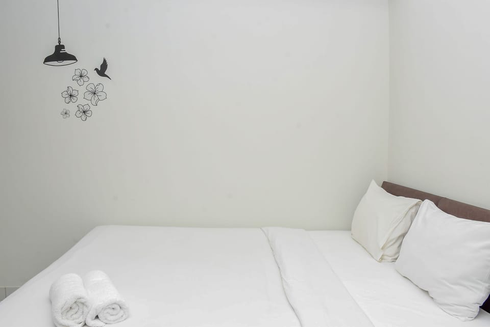 Room | Free WiFi, bed sheets