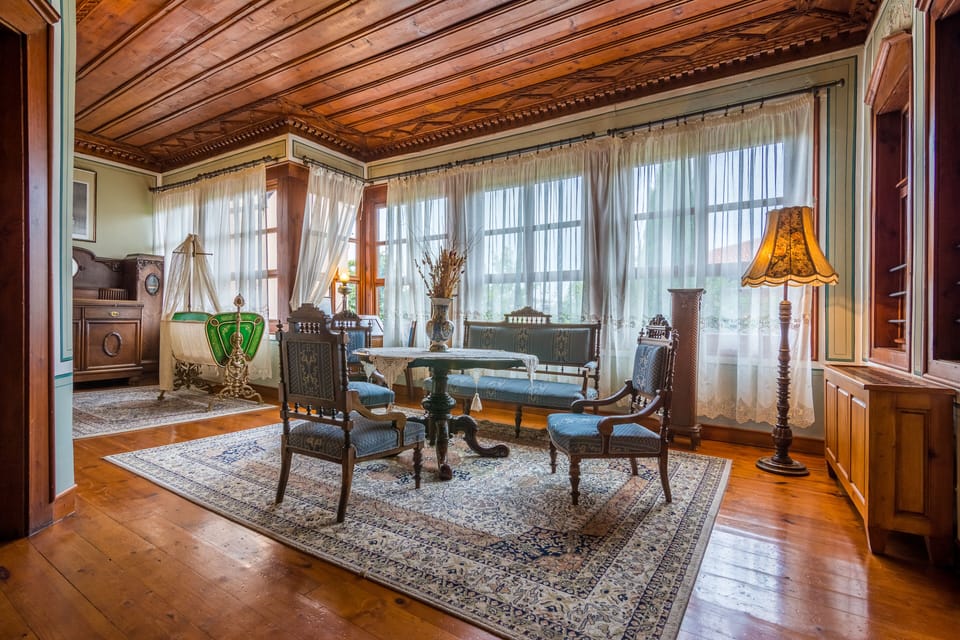 39-inch LED TV with cable channels, TV