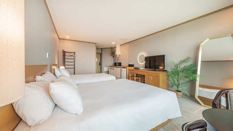 Deluxe Twin Room | Free WiFi