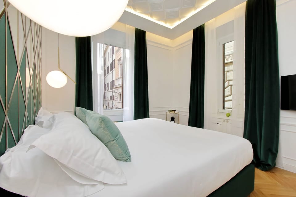 Deluxe Studio | Frette Italian sheets, premium bedding, down comforters, pillowtop beds