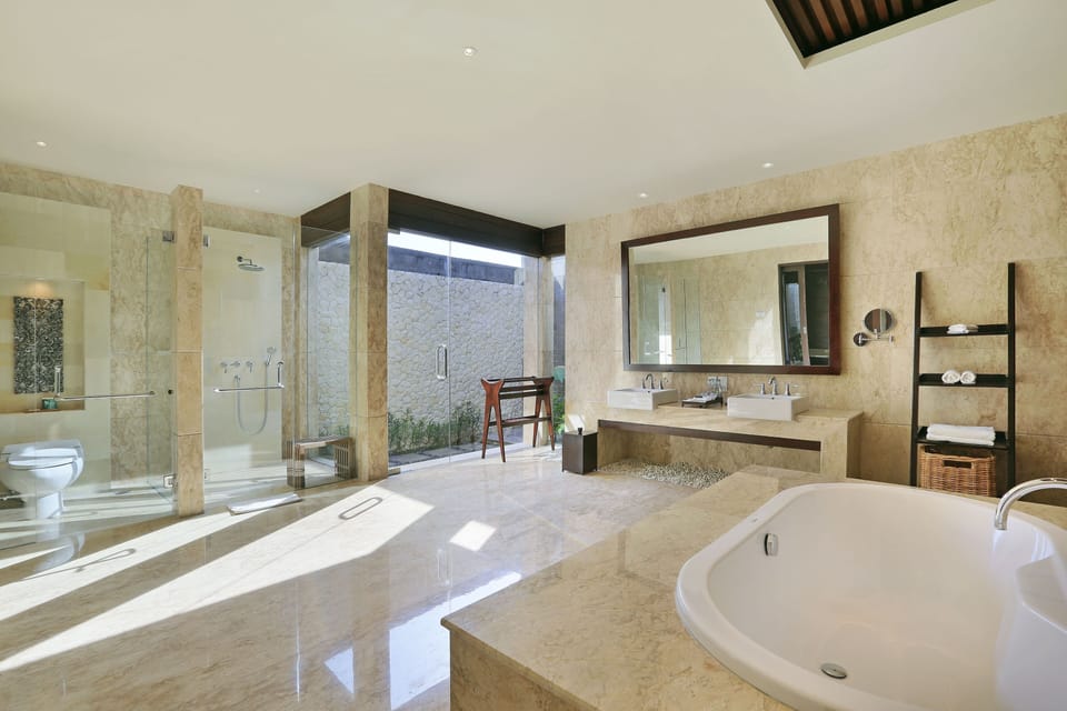 Villa, 3 Bedrooms | Bathroom | Separate tub and shower, free toiletries, hair dryer, bathrobes