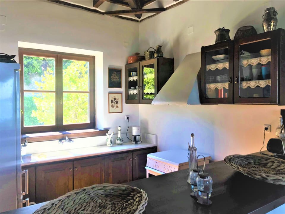 Villa, 4 Bedrooms, Smoking, Balcony | Interior