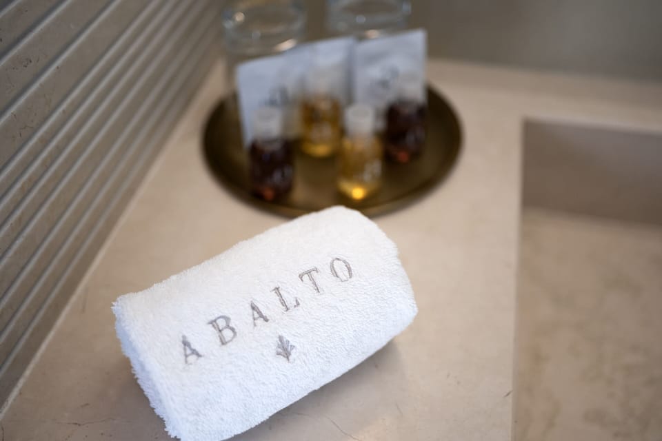 Panoramic Suite, Ensuite, City View | Bathroom