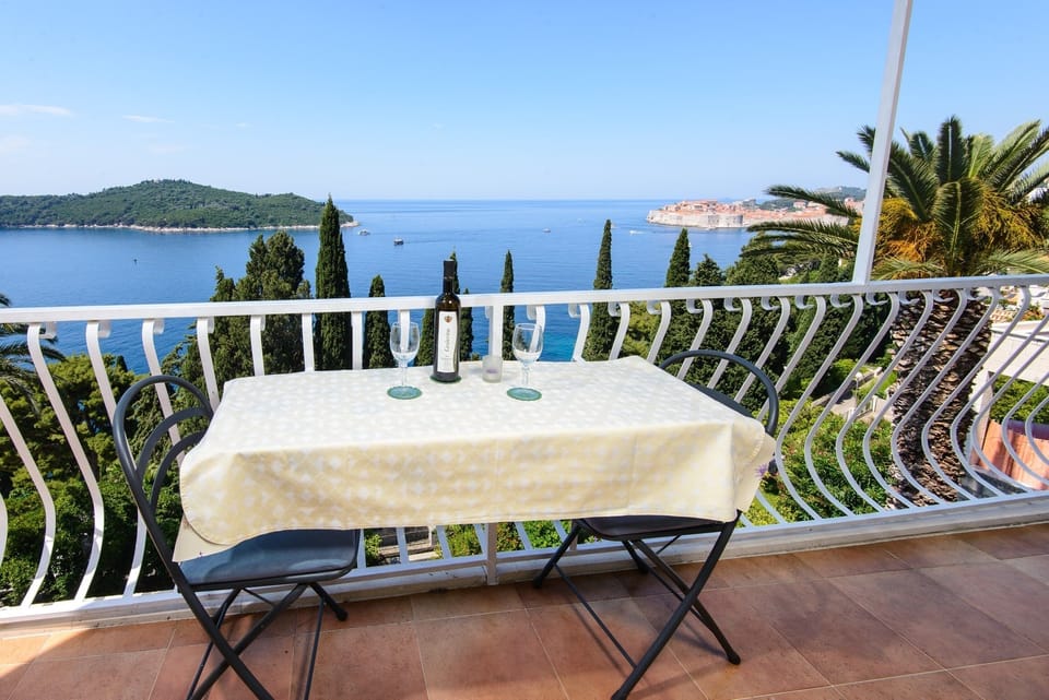 Apartment | Balcony