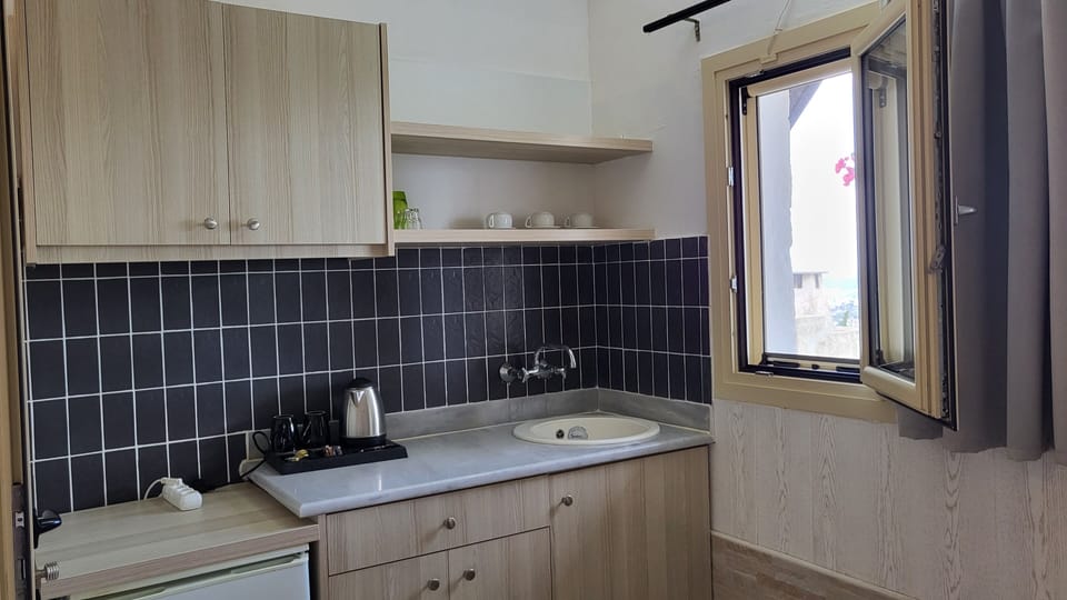 Apartment, 2 Bedrooms, Balcony, Garden View | Interior