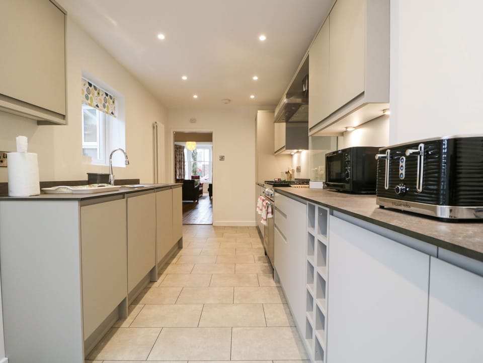 Cottage | Interior
