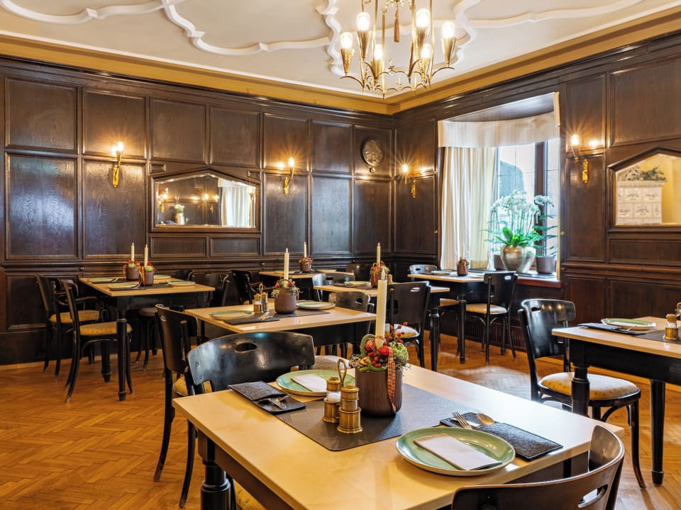 Free daily local cuisine breakfast