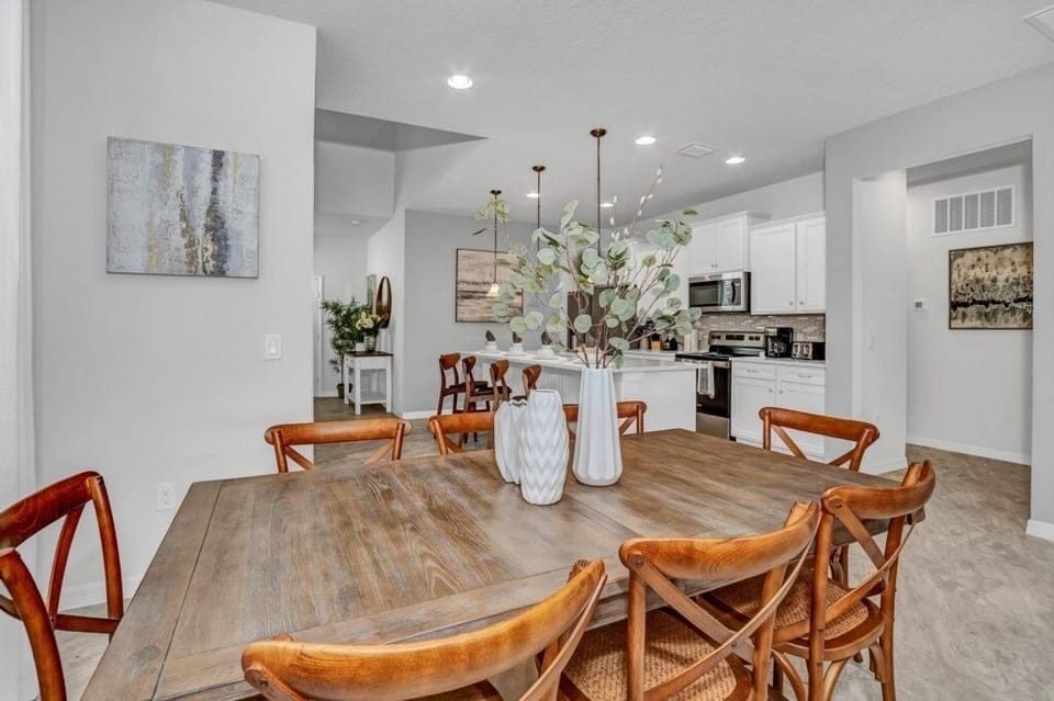 Villa, Multiple Bedrooms | Dining