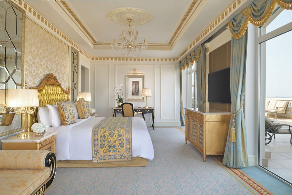 Premium Club Room, Terrace, Club Lounge Access | Hypo-allergenic bedding, down comforters, memory foam beds, minibar
