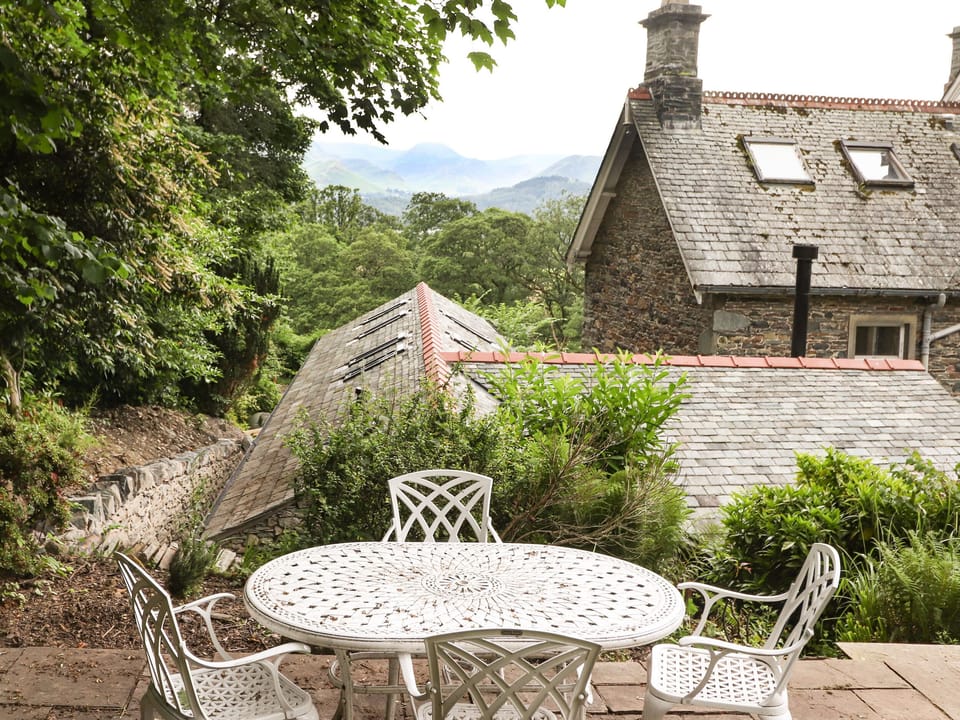 Cottage | Interior