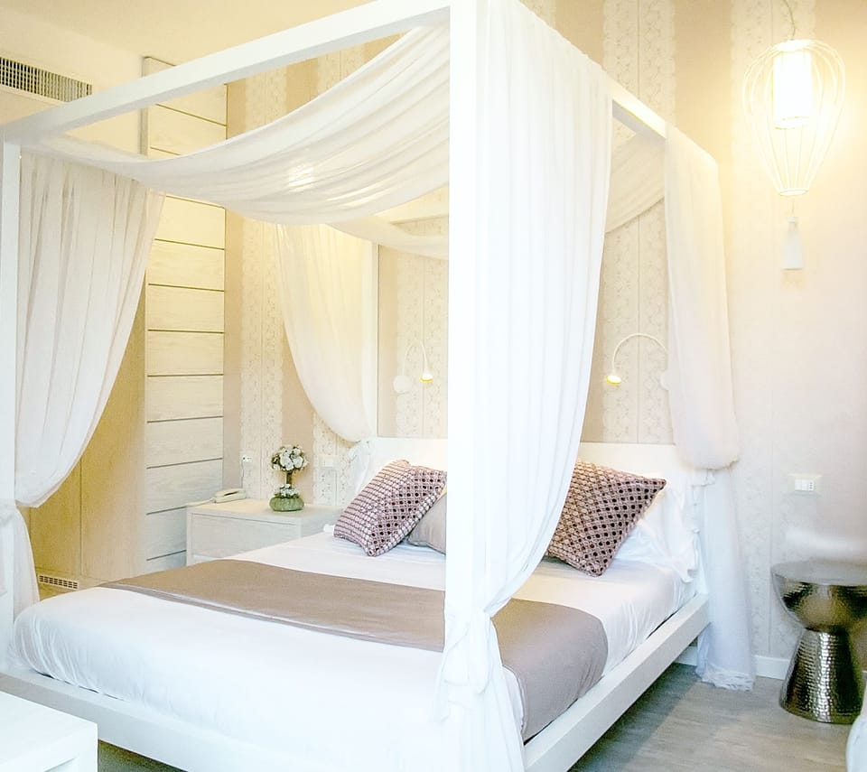 In-room safe, desk, cribs/infant beds, rollaway beds