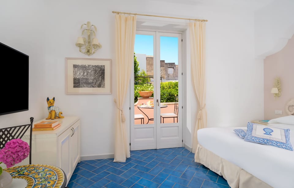 Deluxe Double Room, Balcony, Garden View | Frette Italian sheets, premium bedding, down comforters, pillowtop beds