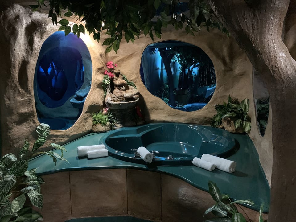 Rain Forest | Jetted tub