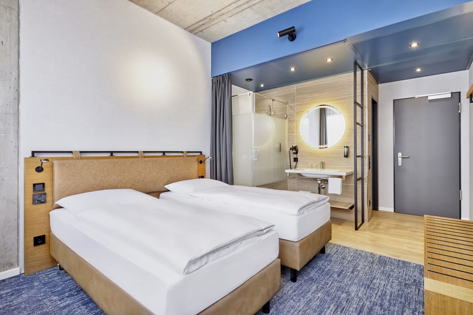Comfort Twin Room | Hypo-allergenic bedding, soundproofing, free WiFi, bed sheets
